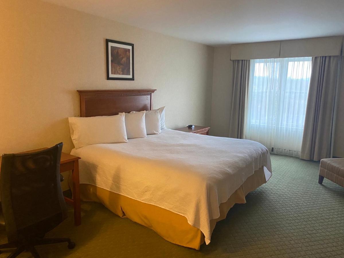 White River Inn & Suites White River Junction Exteriör bild
