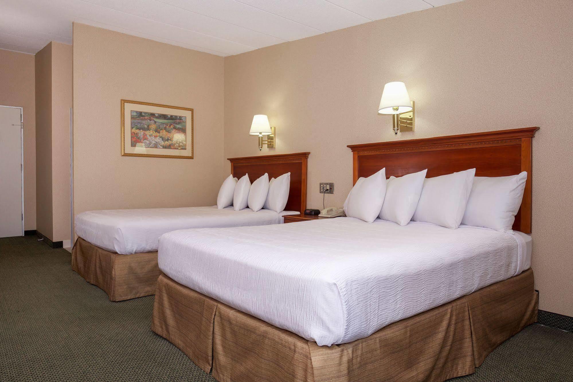 White River Inn & Suites White River Junction Exteriör bild