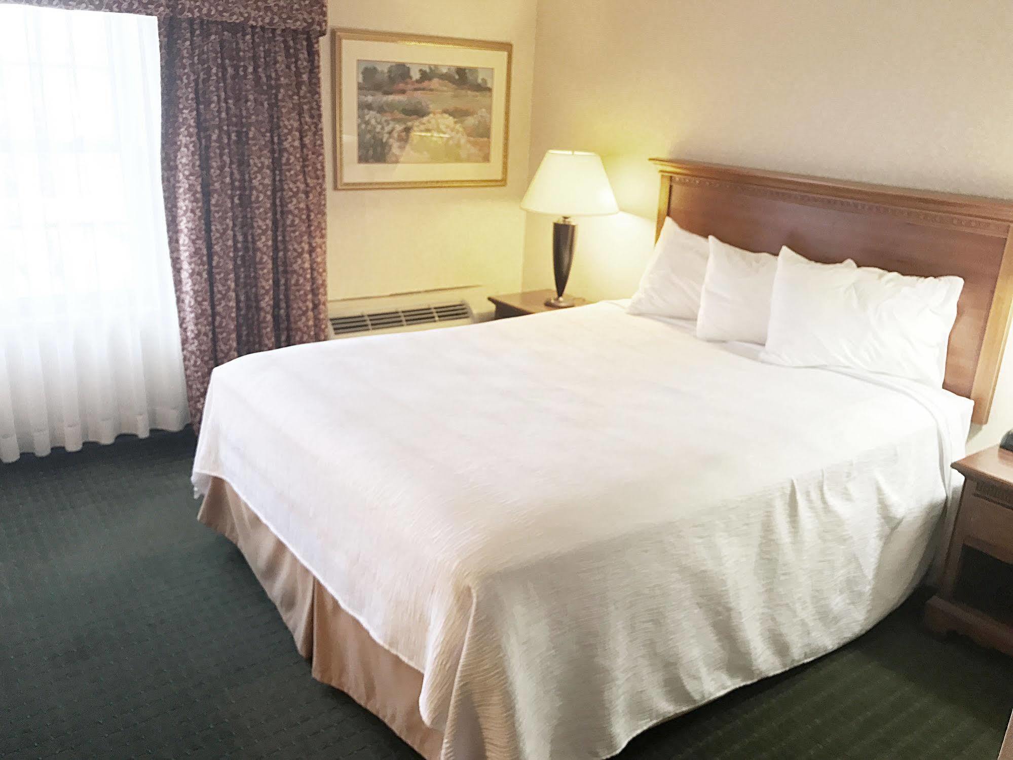 White River Inn & Suites White River Junction Exteriör bild